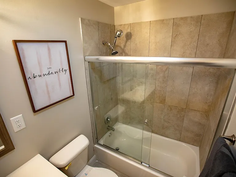 274 McCullough St #6 — Photo 20