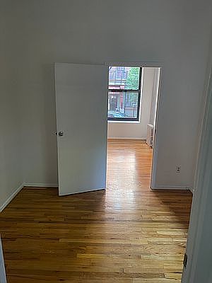 5th image of 180 E 101st St #1