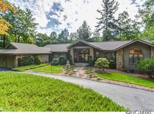 308 Kenmure Dr, Flat Rock, NC 28731