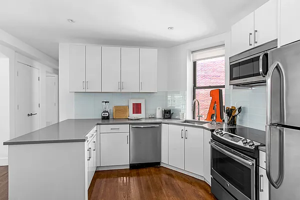 Rented by Compass | media 16