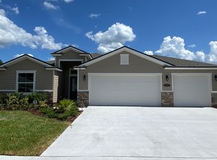 1205 Castle Trail Dr, Saint Johns, FL 32259