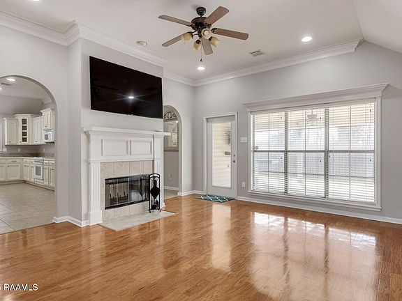 4th image of 134 Saint Fabian Dr