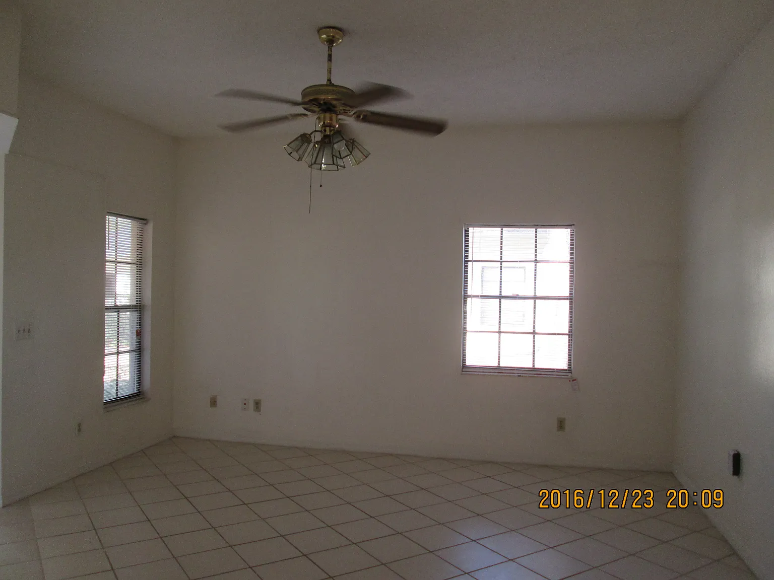 3 bed, 1450 sqft, $2,200 — Photo 2