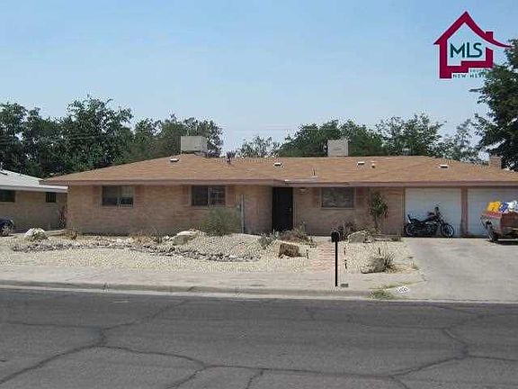 2nd image of 2020 Gladys Dr