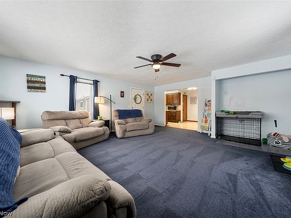 4th image of 1727 W 41st St