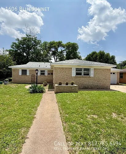 1606 Bluebonnet Trl Photo 1