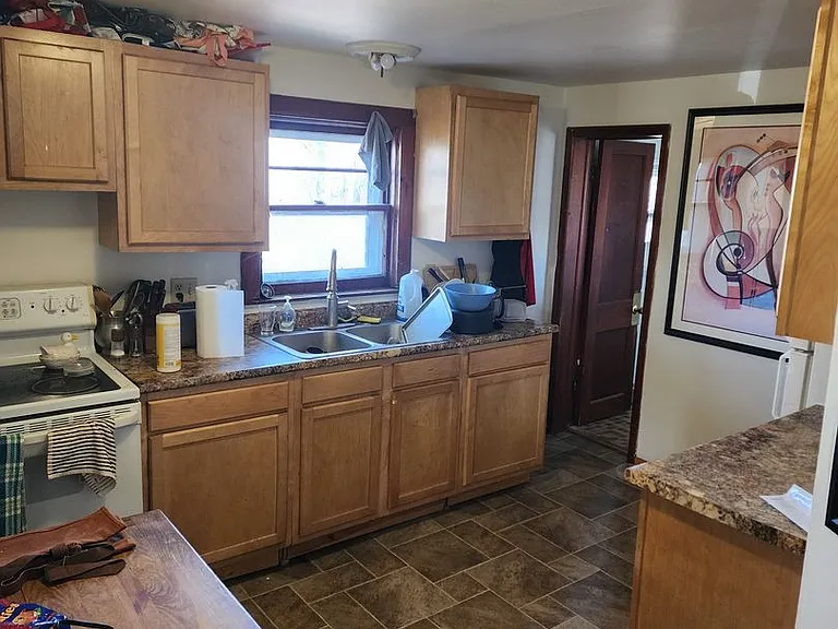 203 S Baldwin St — Photo 6