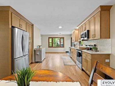 517 Beverly Dr, Omaha, NE, 68114