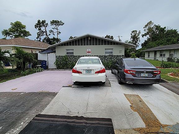 2nd image of 5628 6th Ave