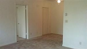 2nd image of 1014 Caliente Dr APT 3