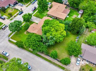 2802 Mill Pond Rd, Garland, TX 75044