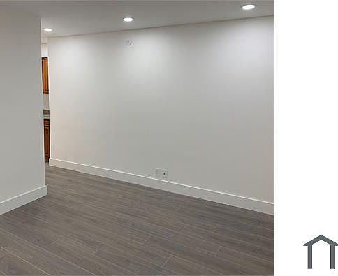 3rd image of 105 NW 14th Way APT 1