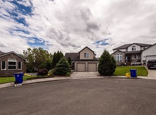 16428 SE Meadowland Ct, Portland, OR 97236