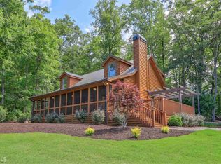 42 Red Bud Ln, Hiawassee, GA 30546