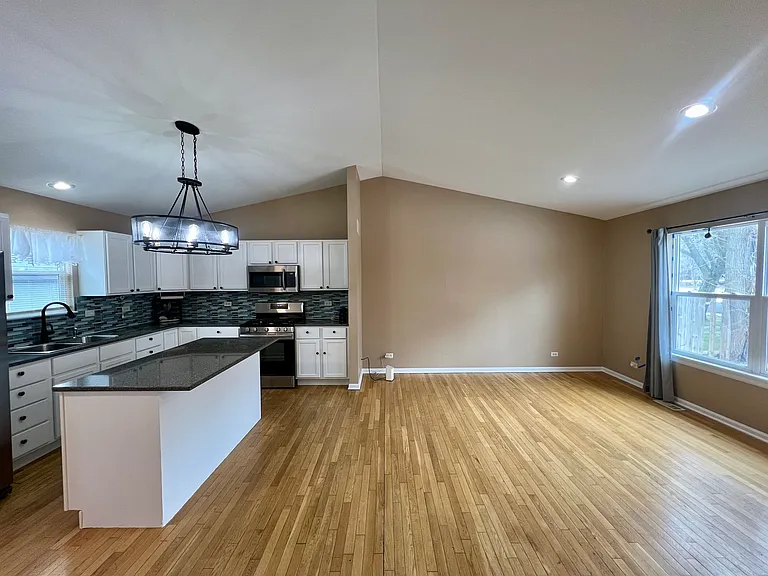 2610 S Elmkirk Park — Photo 4