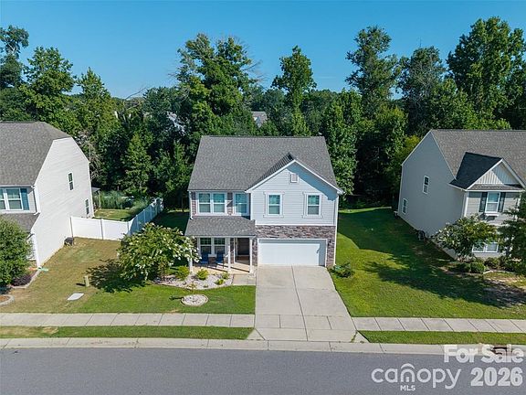 3rd image of 2628 Courtland Dr