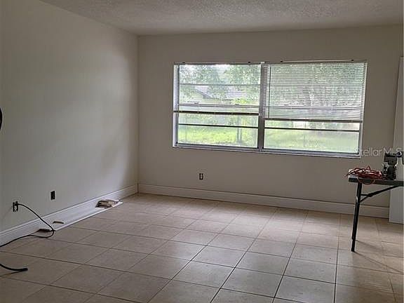 3rd image of 8220 Rolling Log Dr