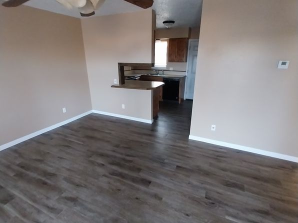 1409 Becky Ct