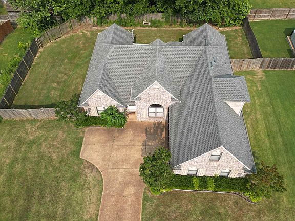 4th image of 115 Brookhaven Ln