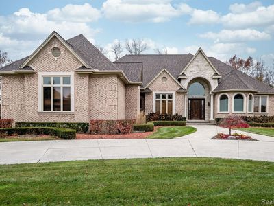 6532 Pond Dr, Washington, MI, 48094