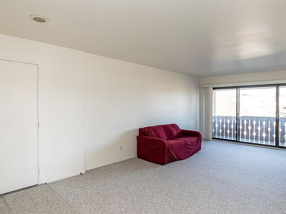 4th image of 2102 Pauline Blvd APT 303