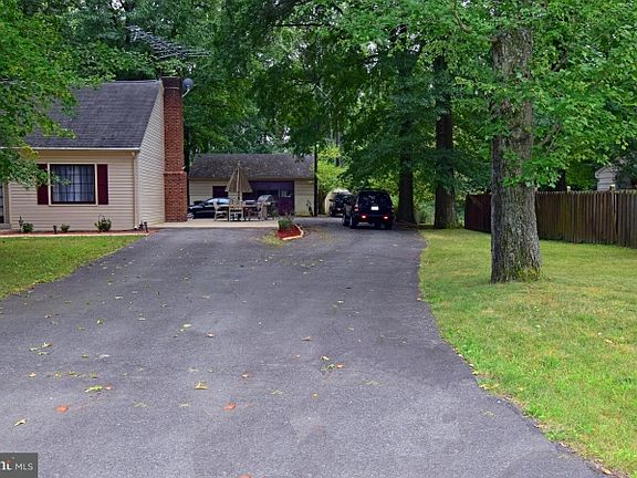 2nd image of 6041 Walhaven Dr
