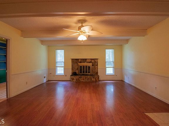 4th image of 179 New Point Peter Rd