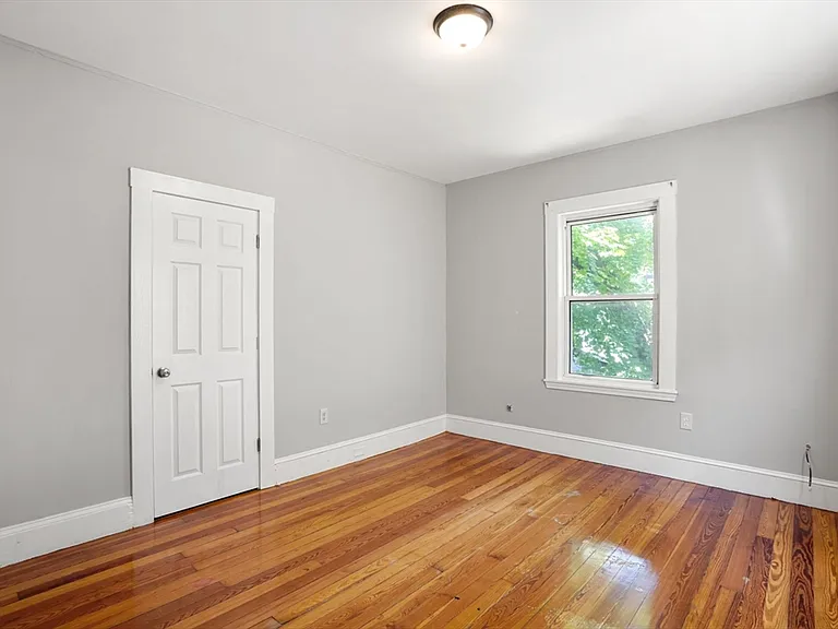 32 Millet St #2 — Photo 9