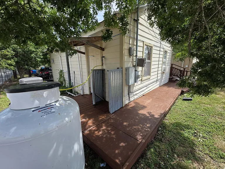 2405 S Highway 183 #106 — Photo 7
