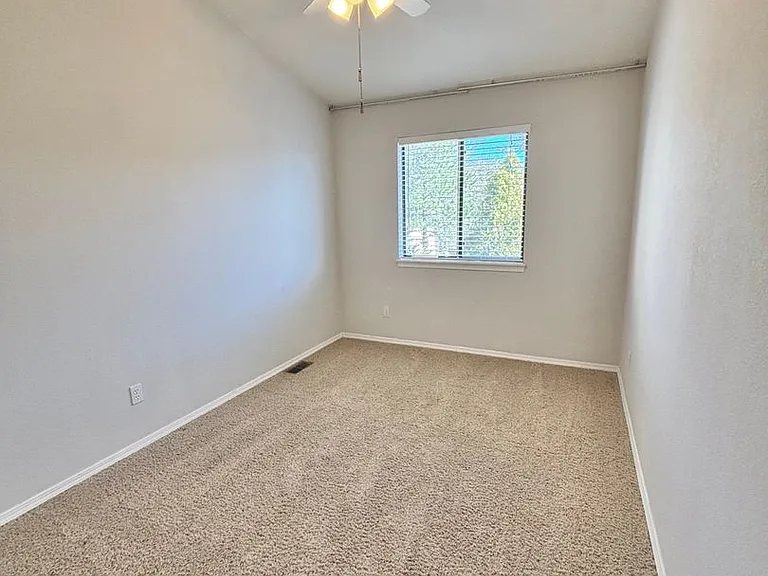 1005 Homestake Dr — Photo 23