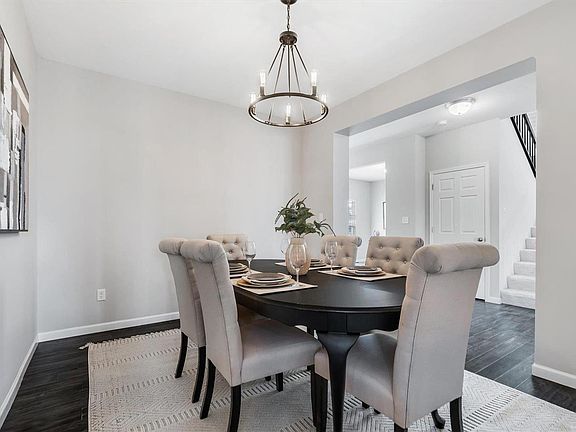 4th image of 2060 Maryland Oaks Cir