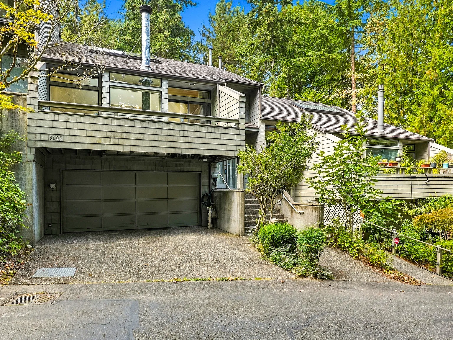 2 bed, 1900 sqft, $4,500 — Photo 3