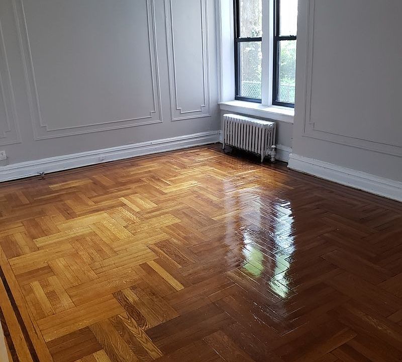 2nd image of 250 Ocean Pkwy APT 1M