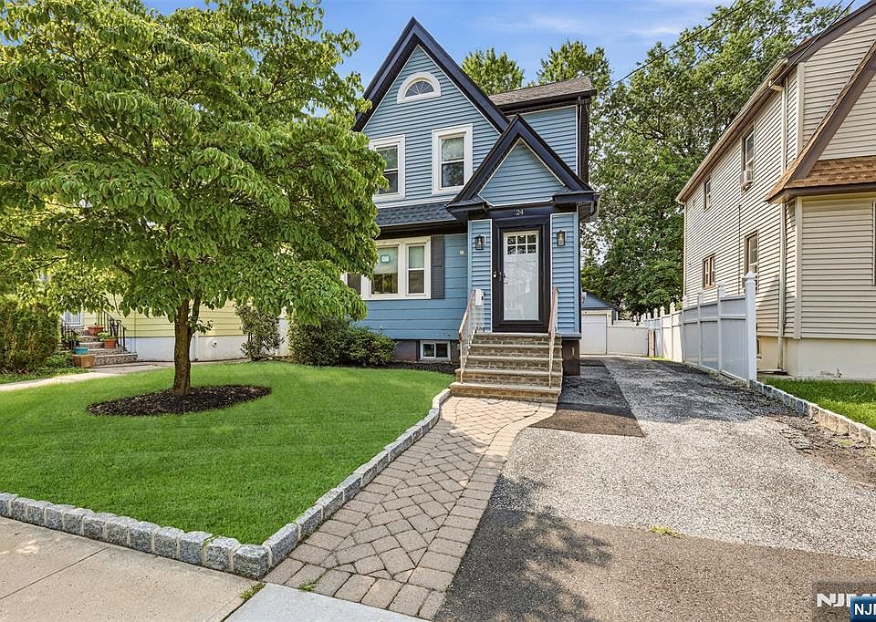 1st image of 24 Anderson Ave