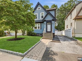 24 Anderson Ave, Bergenfield, NJ 07621