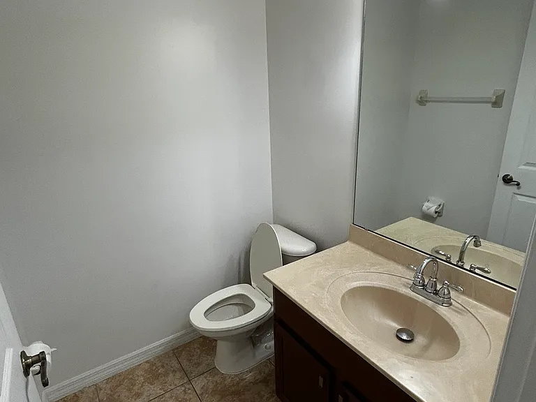 9659 Tivoli Villa Dr — Photo 10