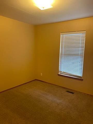 2nd image of 2520 Ridge Rd