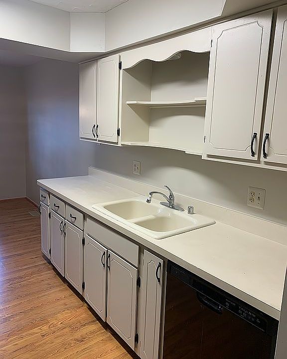 2nd image of 37030 W Aragona Dr