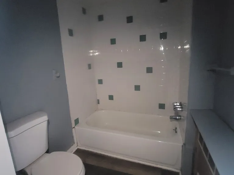 90 Champlin Ave #1 — Photo 3