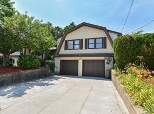 58 Boylston St, Randolph, MA 02368