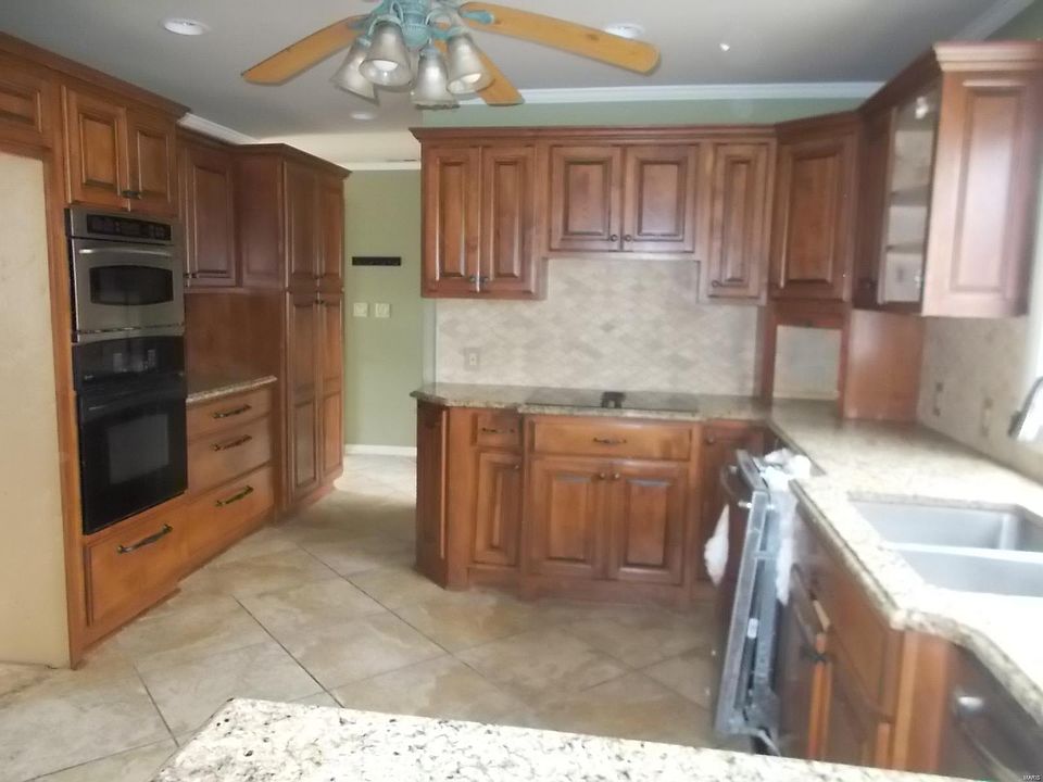 725 Lakeview Rd, Mexico, MO 65265 Zillow