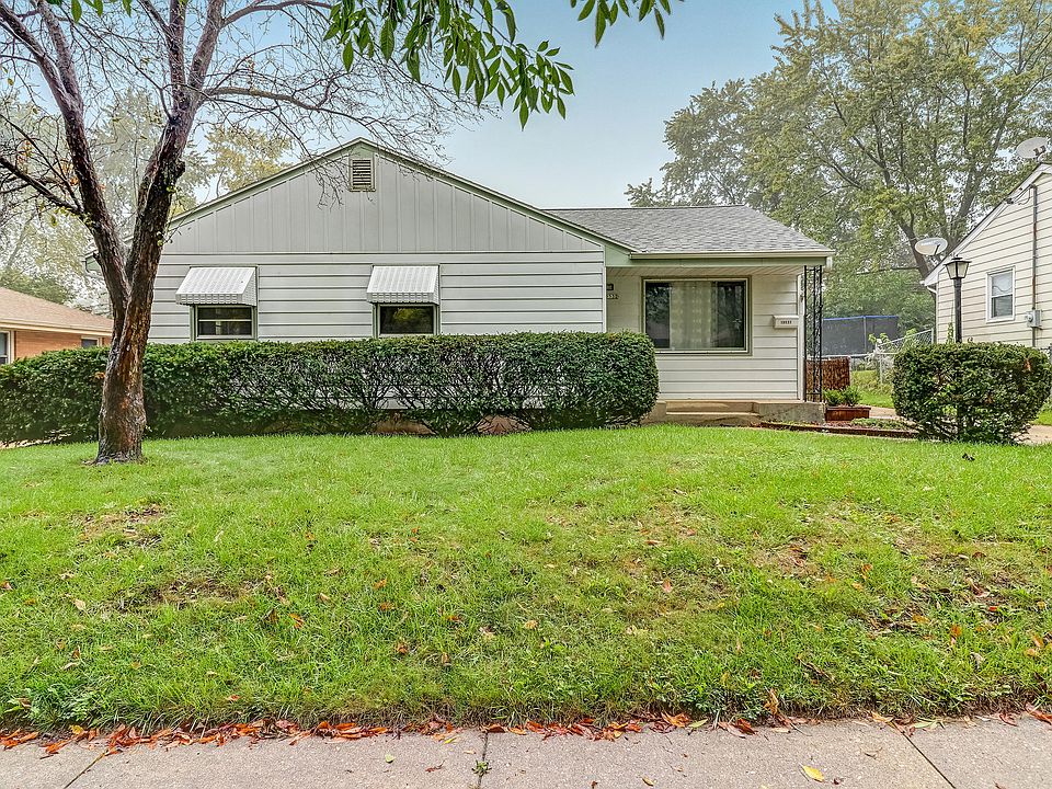 1st image of 10532 W Sheridan Ave