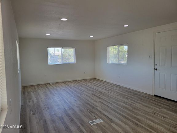 5th image of 18026 N Cave Creek Road #1