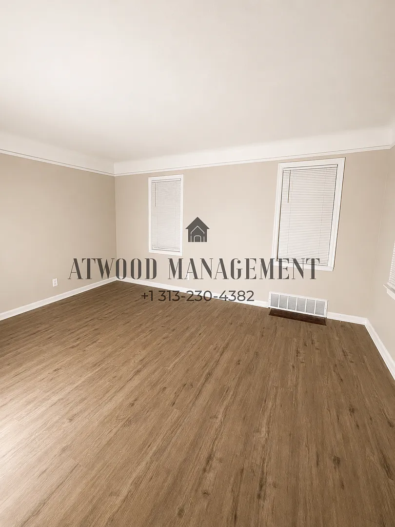 This beautifully updated 3-bedroom, 1-bath single-family home is ready for move-in! — Photo 3