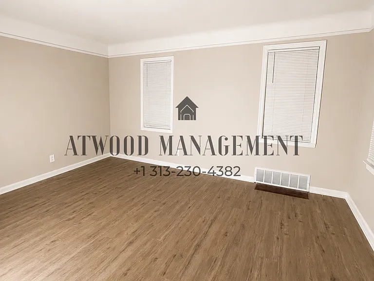 13514 Stahelin Rd — Photo 3