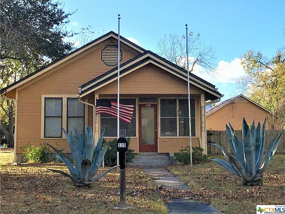 1st image of 520 S Pecan Ave
