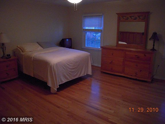 2nd image of 1530 Birdwood Ct