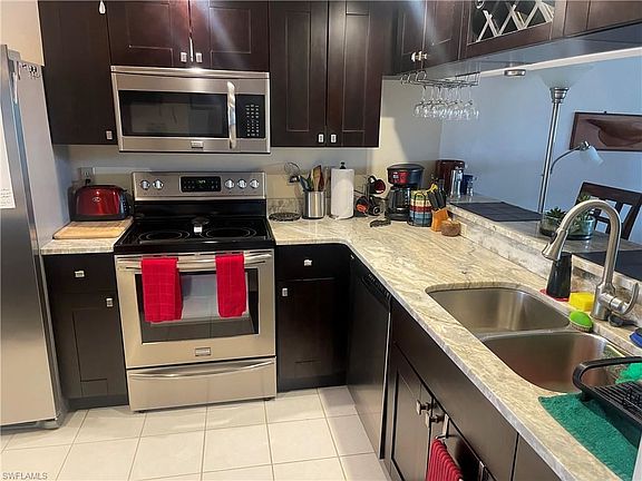 4th image of 4121 Lorene Dr Unit 209