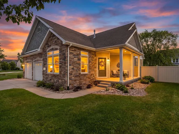 1215 Bostwick Ave, Chesterton, IN 46304