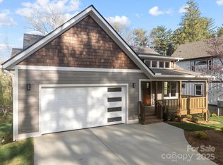 62 Pinedale Rd, Asheville, NC 28805